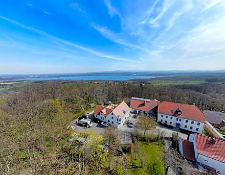Hotel Kreuzbergbaude beim Berzdorfer See mit Wohlfuhl Sauna