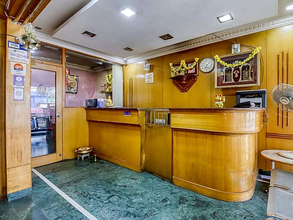 Sri Shambhavi Comforts Apartment