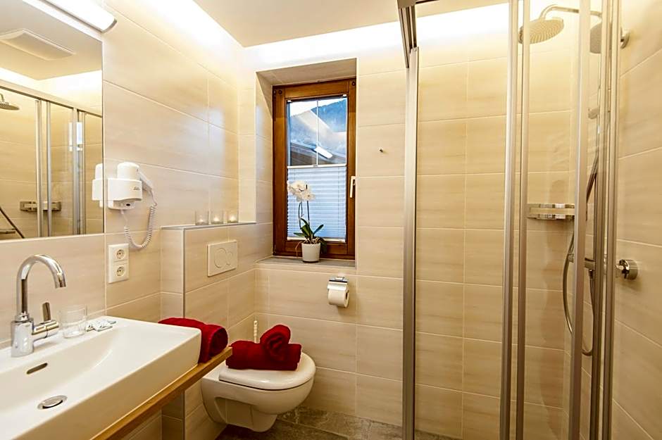 Landhaus & Appartementhaus Haussteiner