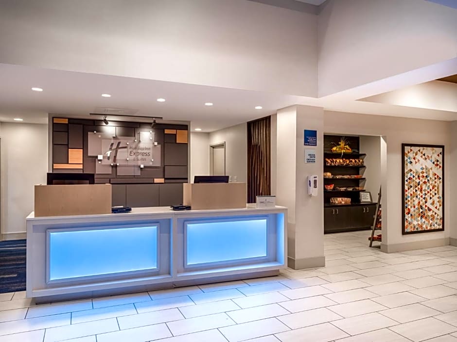 Holiday Inn Express Hotel & Suites Beaumont Northwest, an IHG Hotel