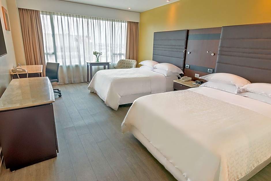 Photo 1 of 11 of 2 Double Beds, Mobility Accessible, Bathtub