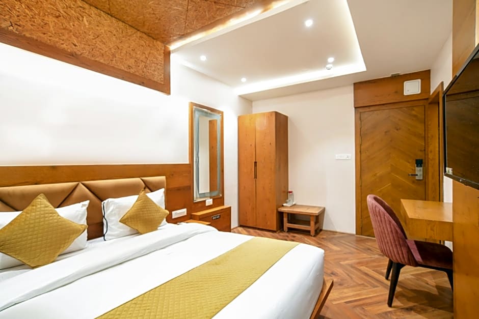 Hathili Hotel & Restaurant