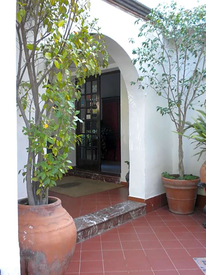 Arathena Rocks Hotel