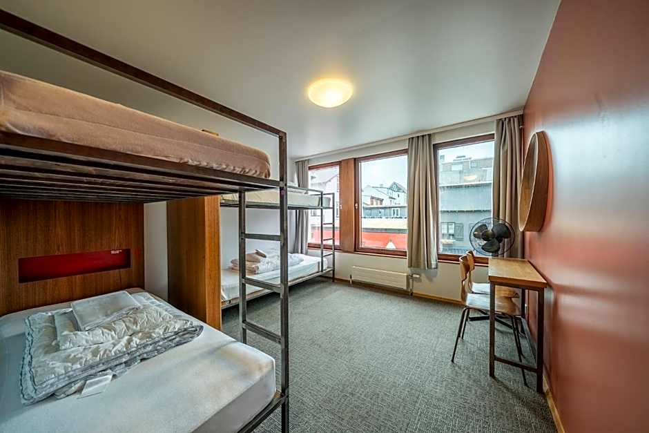 Loft - HI Eco Hostel
