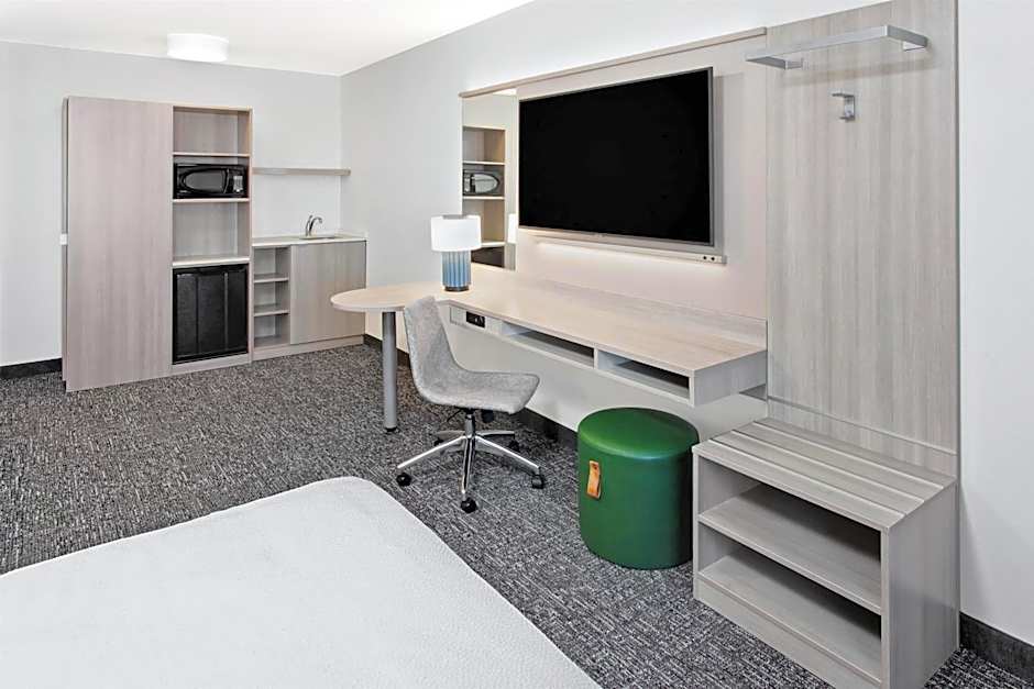 Spark by Hilton Rochester South