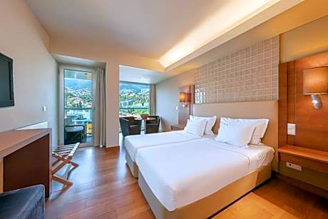 Classic Room Mountain View