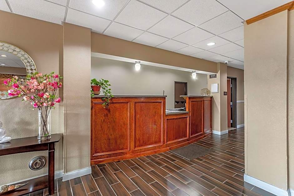 Comfort Inn & Suites Carbondale University Area