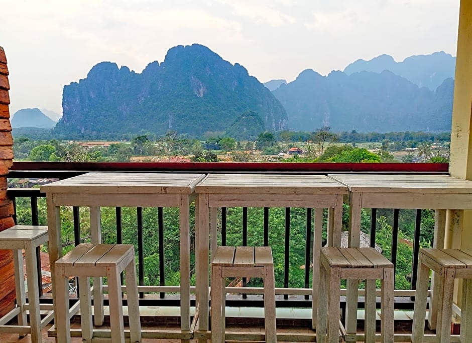 Mountain View Riverside Boutique Hotel