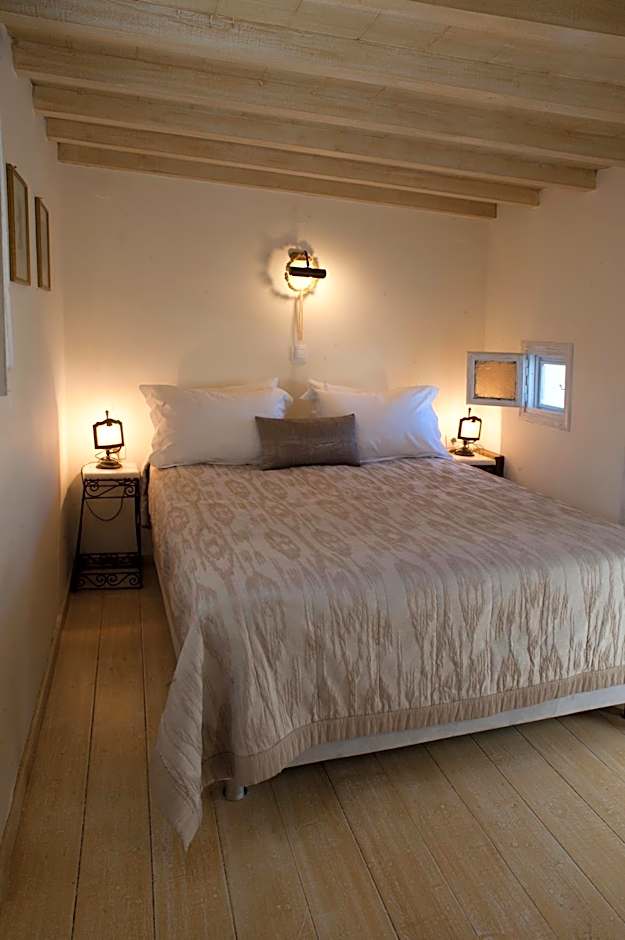 Heliophos Boutique Caves