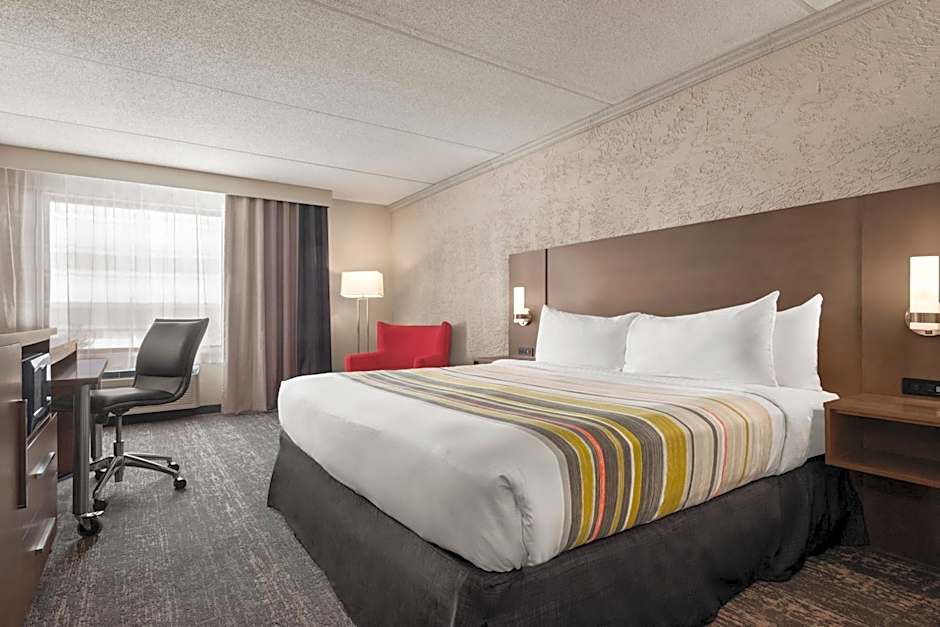 Country Inn & Suites by Radisson, Mt. Pleasant-Racine West, WI
