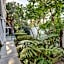 Pelican Cove Inn