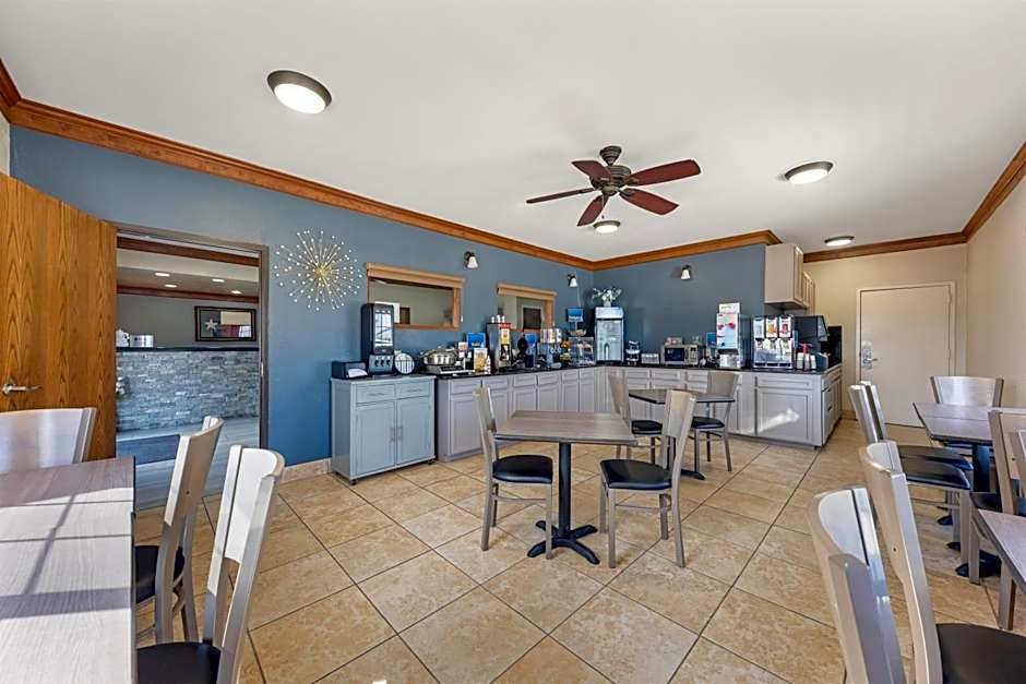 Best Western Regency Inn & Suites