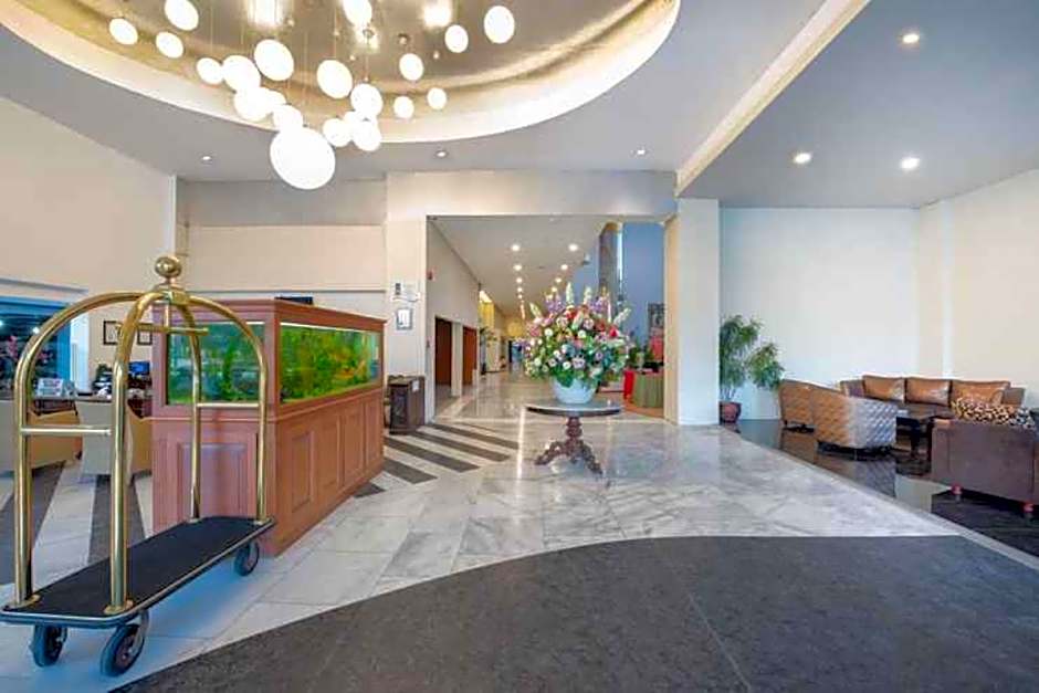 Lux Tychi Hotel Malang