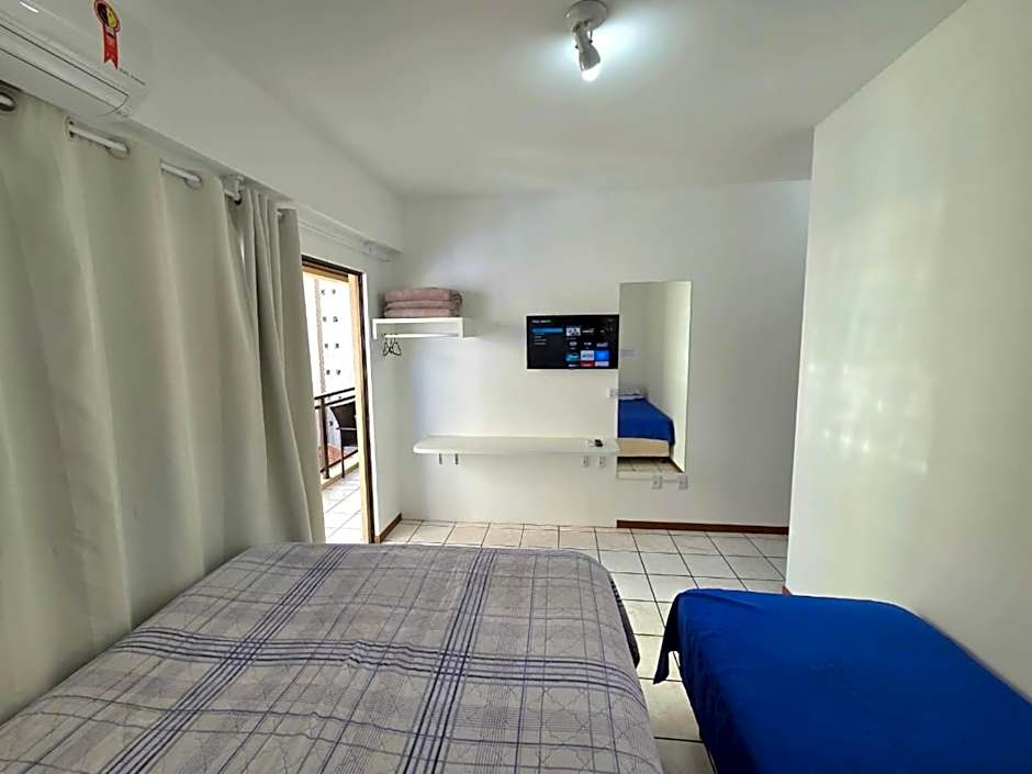 Cobertura aconchegante 3 quartos excelente vista mar! 80 metros do mar em Meia Praia - Itapema