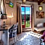 Hotel Casolare Le Terre Rosse
