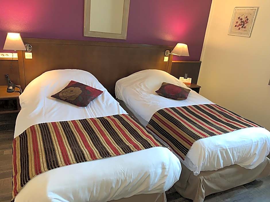 Logis Hôtel Les Nymphéas