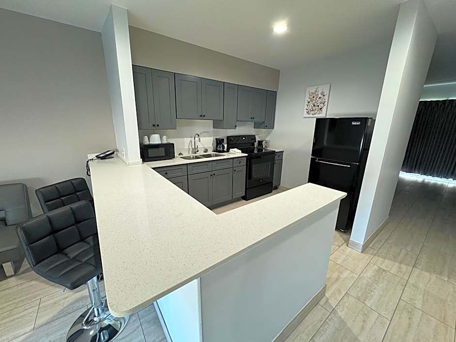 Studio 6-Englewood, FL