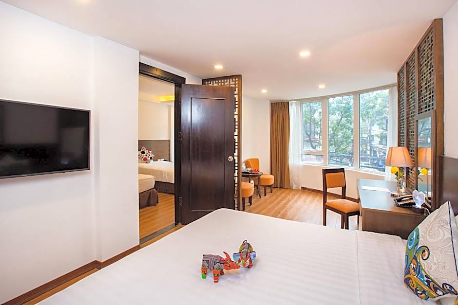 Photo 1 of 5 of Family Suite