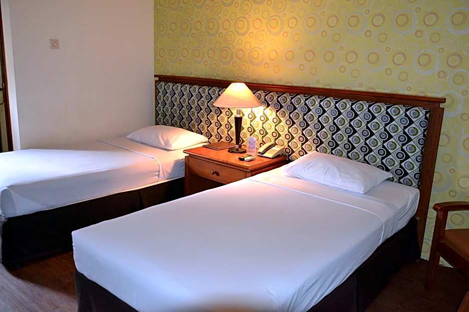 Bj Perdana Hotel