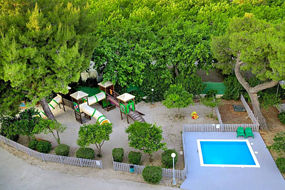 The Grove Seaside Hotel