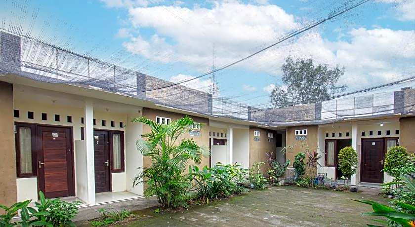 Hotel O Penginapan Melati Tanjung Near Kantor Pengamat Pengairan Tanjung