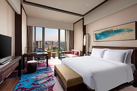 Premium King Room with Balcony and Golf View