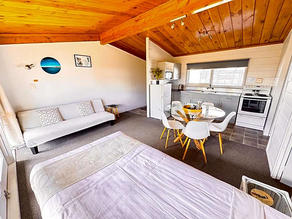 Waikanae Beach Motel