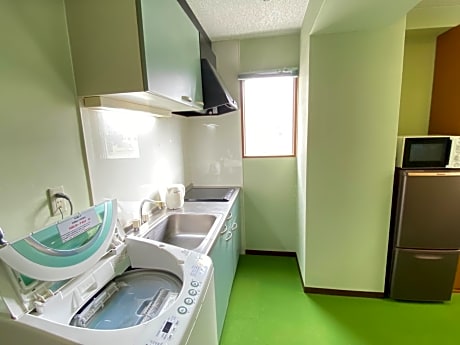 Twin Room - Non-Smoking