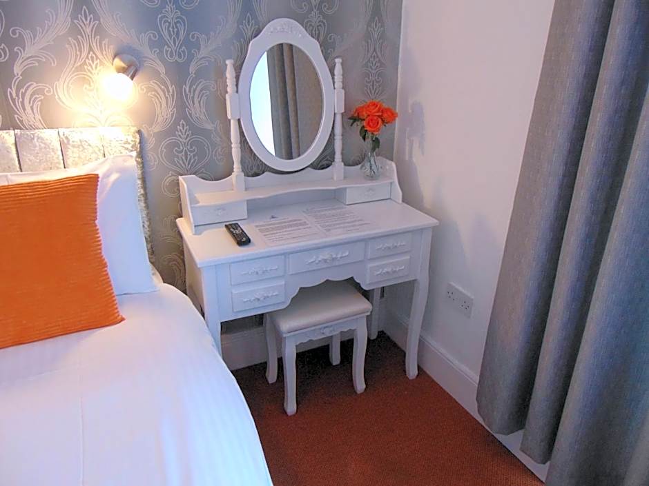 Seacroft Guest House