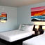 Hotel Current