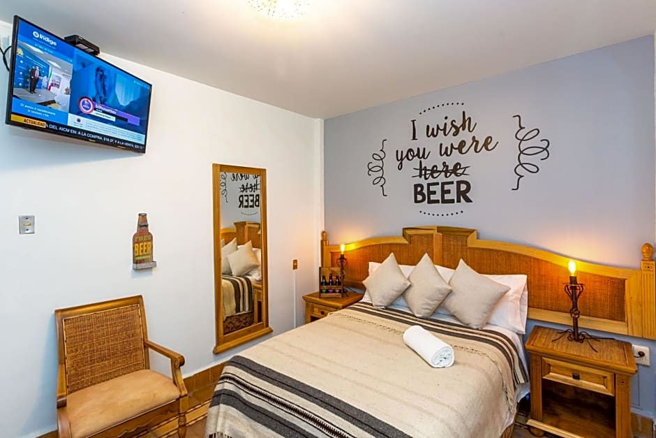Mala Vecindad Beer Hotel