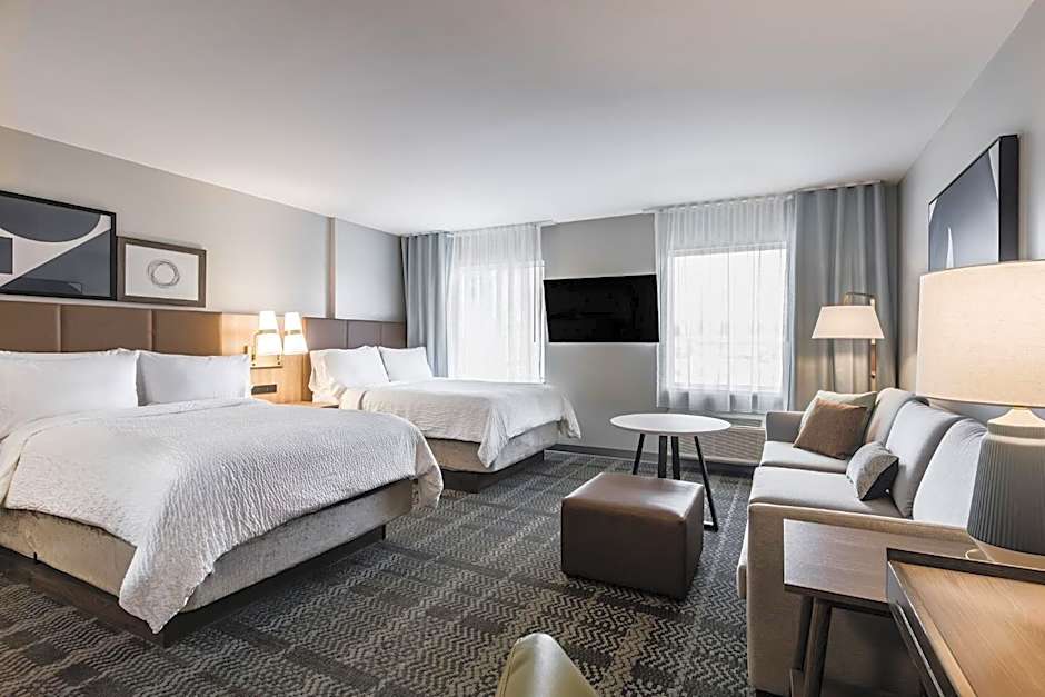 Staybridge Suites - Dawson Creek By IHG