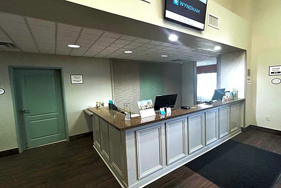 Wyndham Garden Lancaster CA