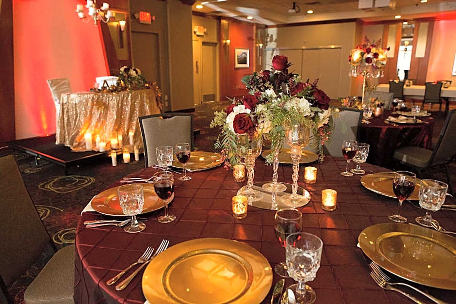 Holiday Inn & Suites Duluth-Downtown By IHG