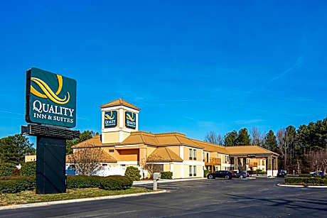 Quality Inn & Suites Richburg I-77