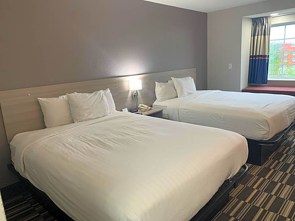 Microtel Inn & Suites by Wyndham Charlotte Airport