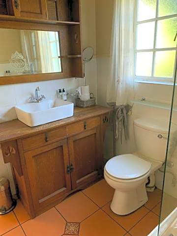 A Tapestry Garden Guest House