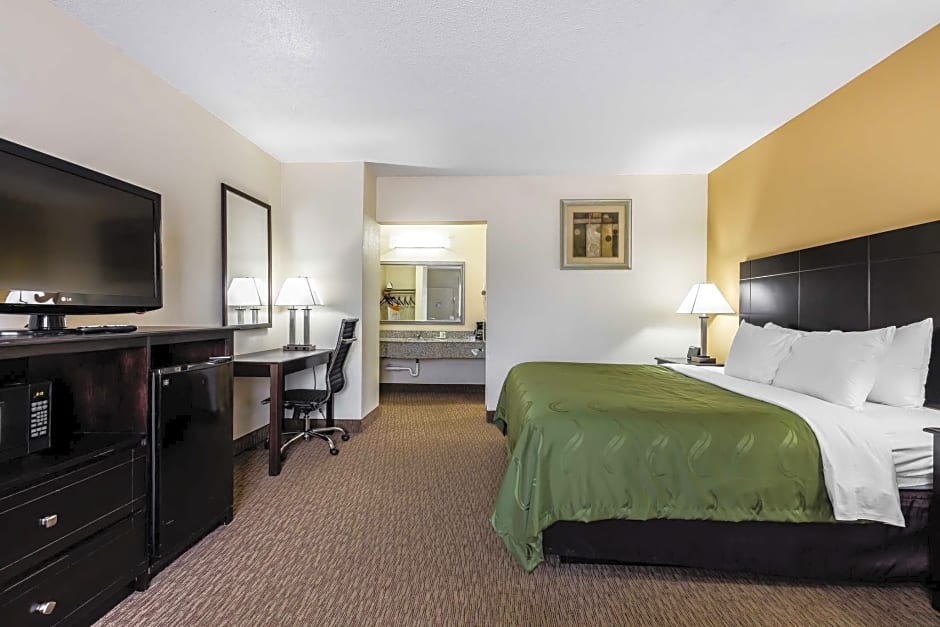 Photo 1 of 3 of 1 Bedroom Suite