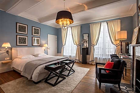 Deluxe Double Room with Shower