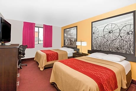 1 Queen Bed Mobility Accessible Room Non-Smoking