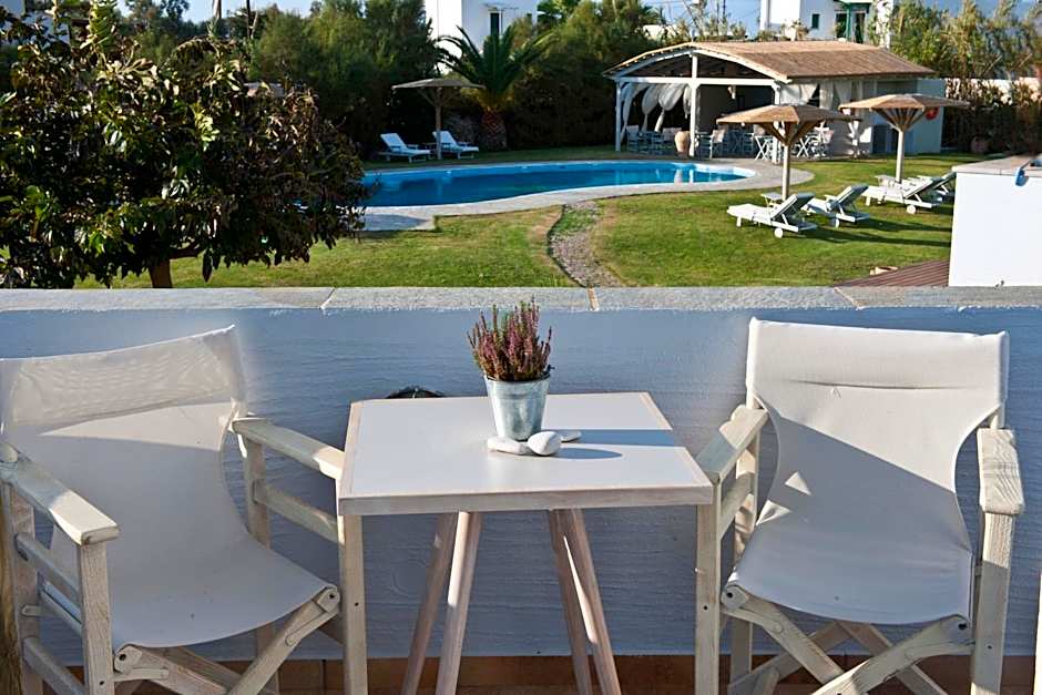 Ammos Naxos Exclusive Apartments & Studios