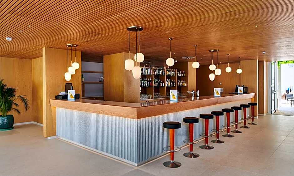 Hipotels Bahía Grande Aparthotel