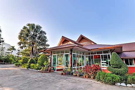 Golden Nakara Resort Maesai