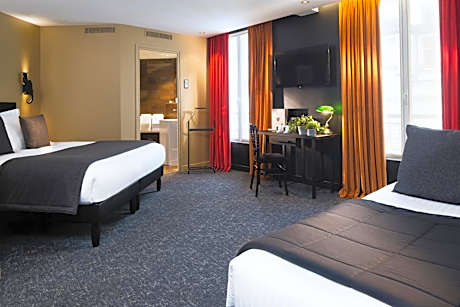 Deluxe Triple Room