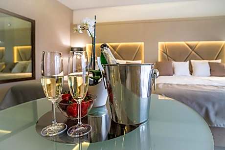 Junior Suite with Balcony