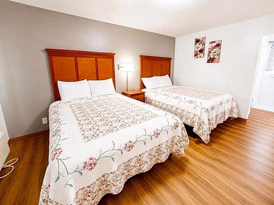 Royal Gateway Motel by OYO