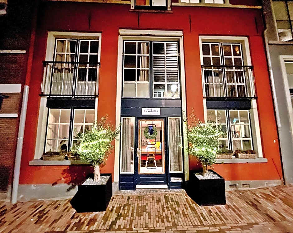 Atelier Raamwerk City Atelier Apartment for Friends and Families 125m2!
