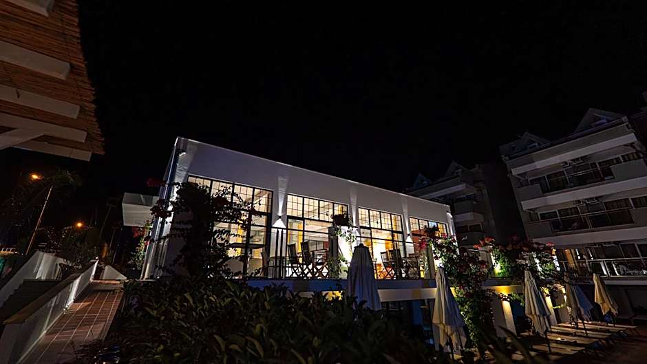 Begonville Hotel
