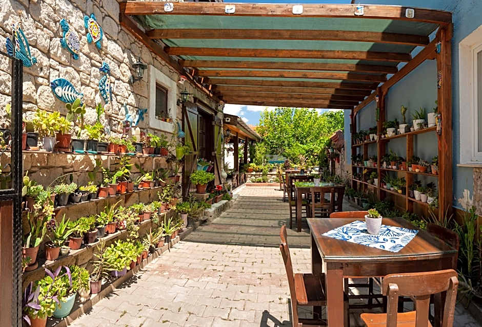 Flores Hotel Alacati