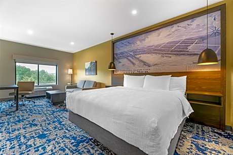 Best Western Plus Marquette Hotel & Suites